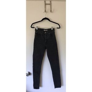 Levi’s Women’s Wedgie Skinny Jeans.